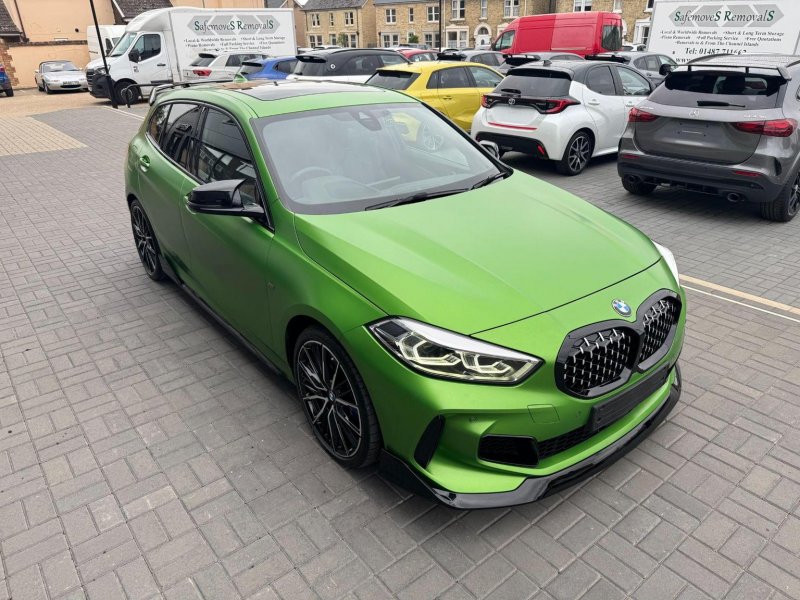 BMW 1 SERIES